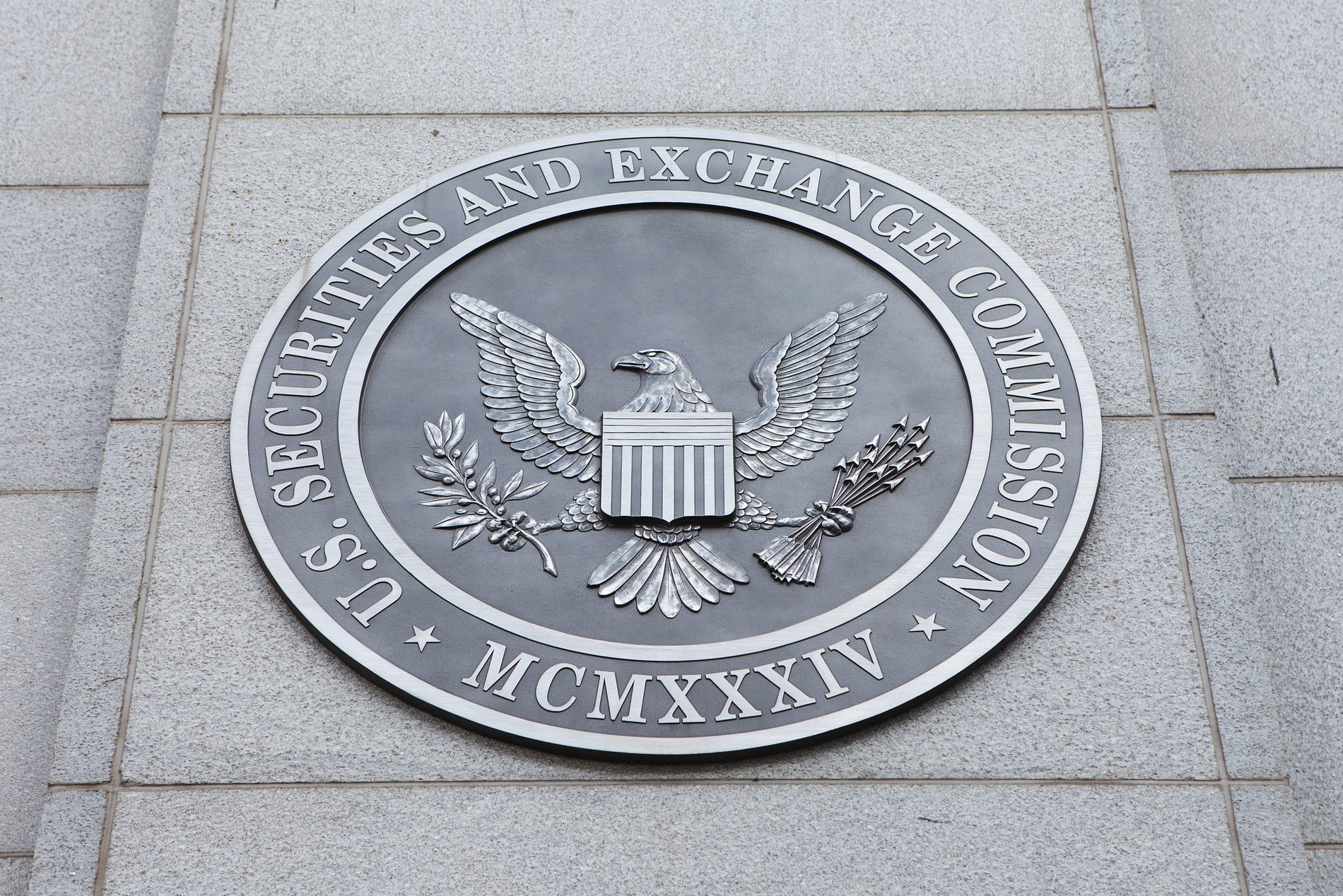 SEC Slaps ‘Fraudulent’ ICO Founder With $30K Fine, Lifetime Ban