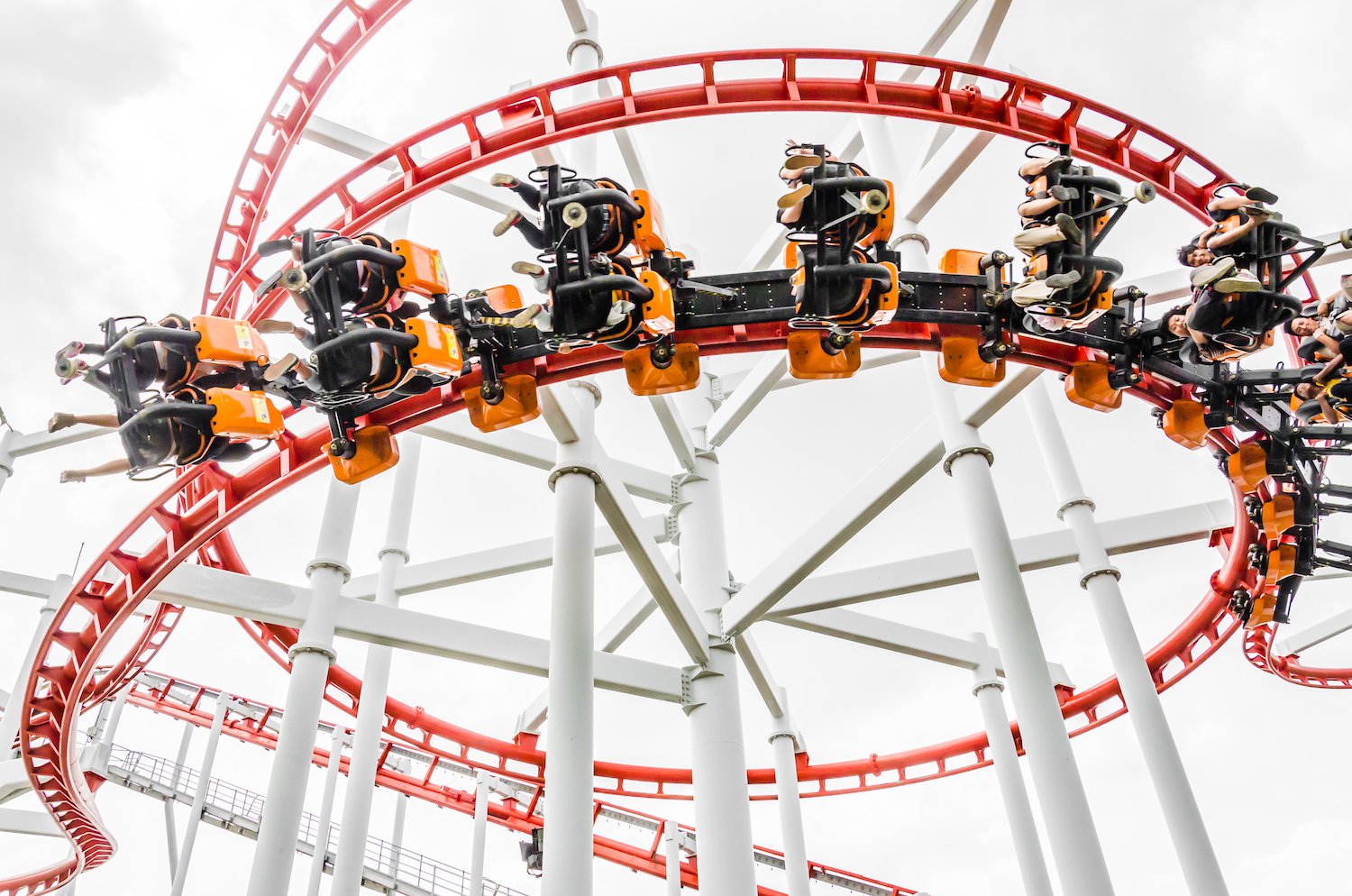 Bitcoin’s Price Swings To Nearly $6,500 In Volatile Trading Hour
