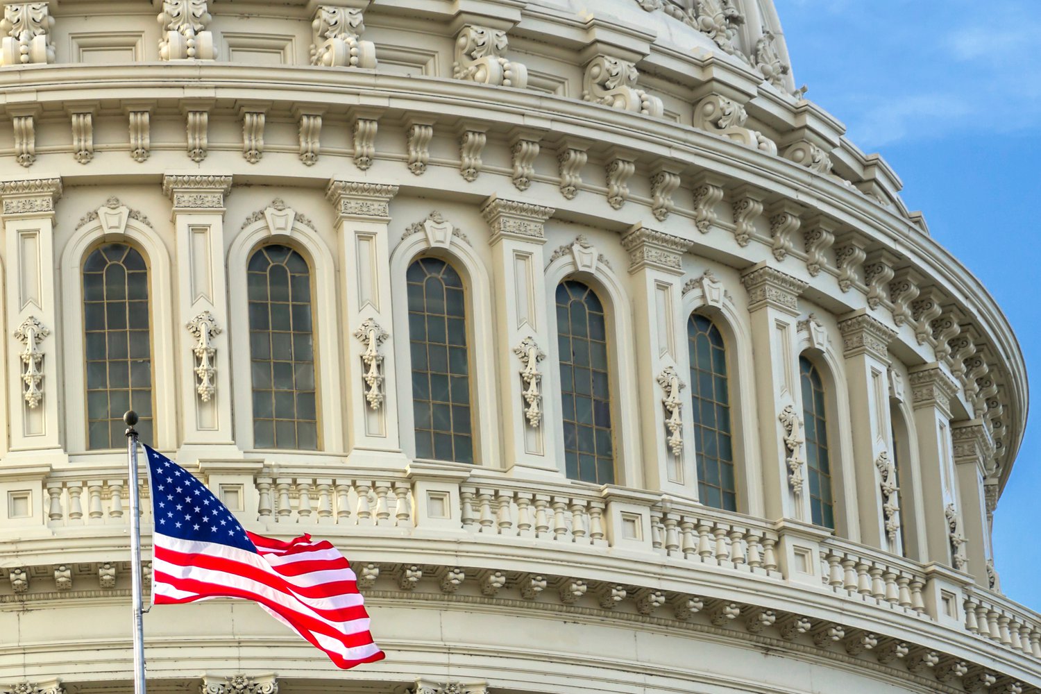 US Lawmakers Ask SEC To Clarify ICO Regulations