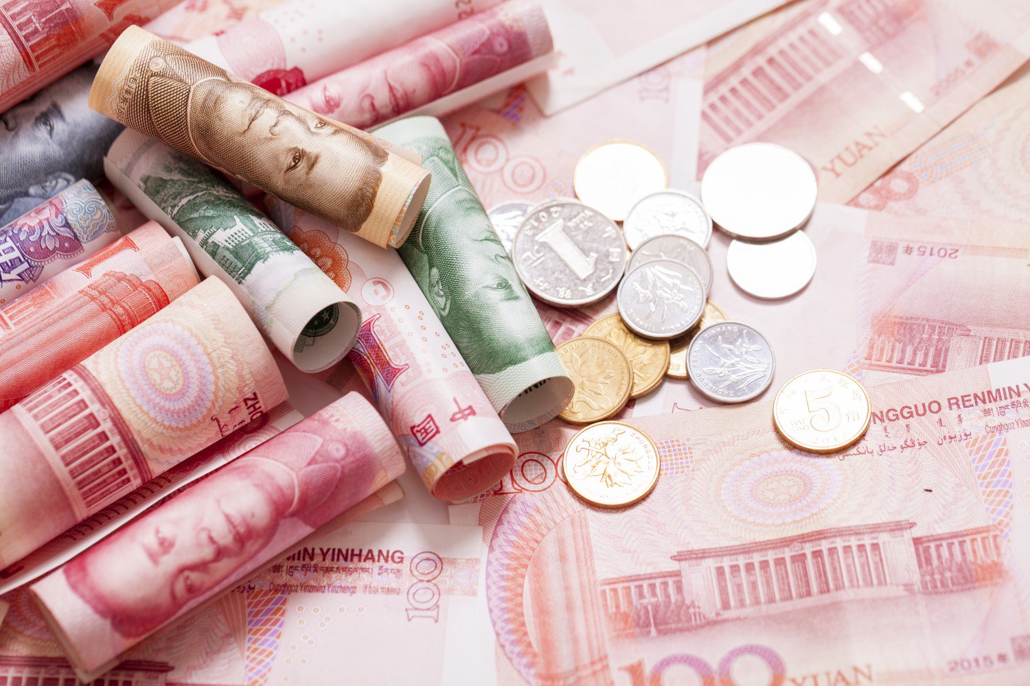 PBoC Mouthpiece Voices Support For Yuan-Pegged Crypto Stablecoins