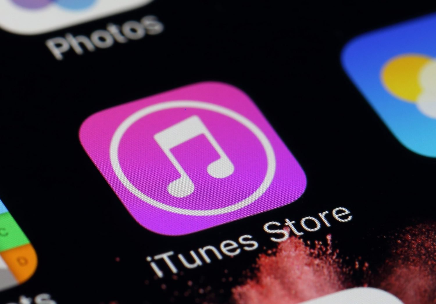‘Off The Chain’ Crypto Podcast Apparently Blocked On Apple ITunes