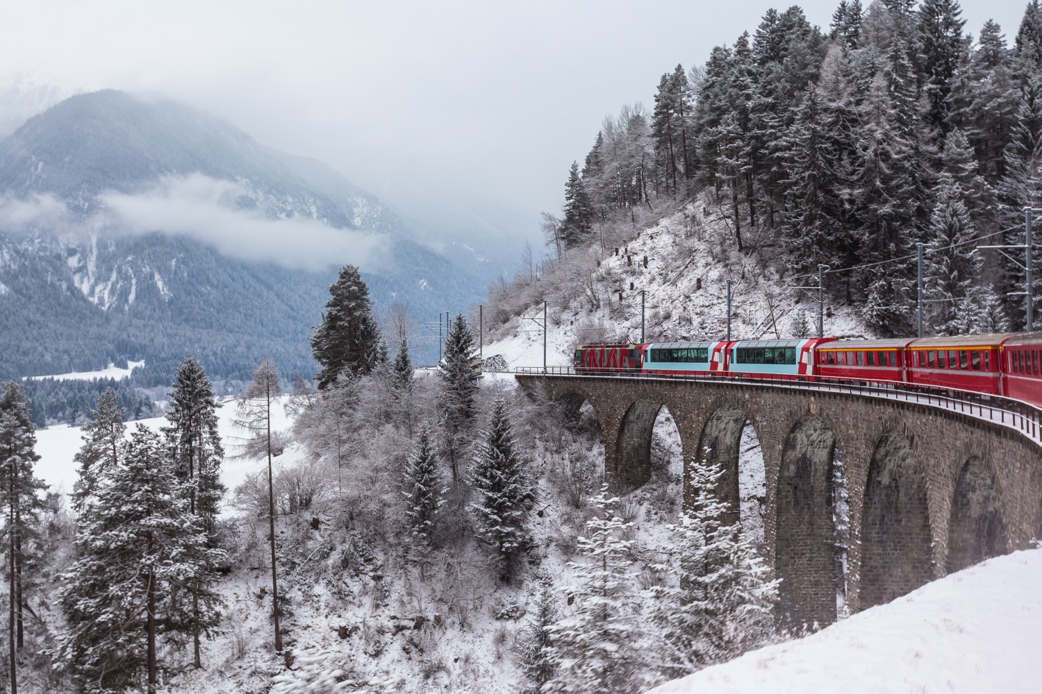 Swiss Railway Tests Blockchain Identities For Workplace Safety Boost