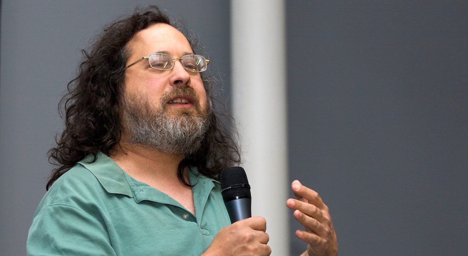 Free Software Messiah Richard Stallman: We Can Do Better Than Bitcoin