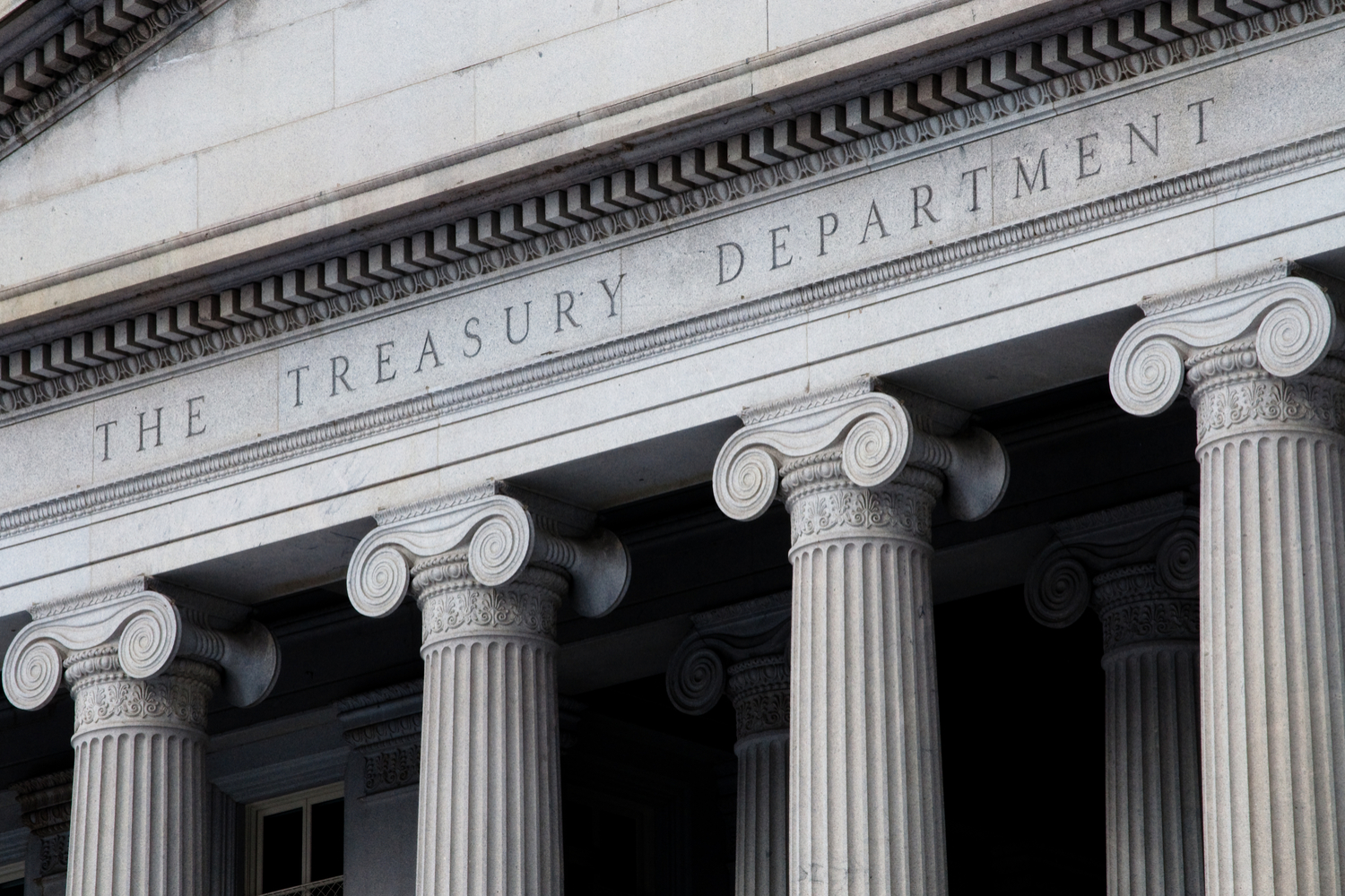 Treasury Official: Global Regulators Must Follow US Lead In Crypto Enforcement