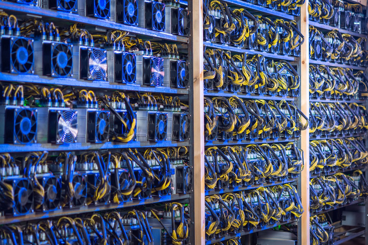 Bankrupt Bitcoin Miner Giga Watt Forced To Cease Daily Operations