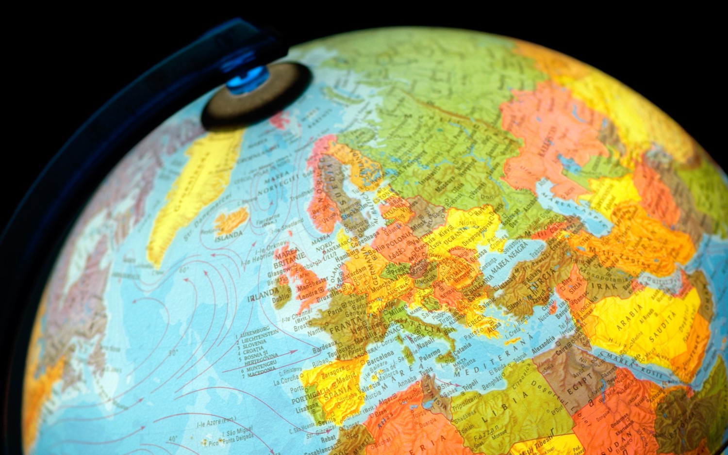 Oceans Apart: Crypto Regulation In The US And EU