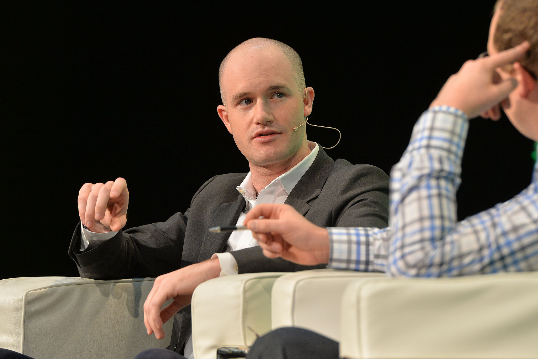 Coinbase Now Says It Never Shared ‘Personally Identifiable’ Customer Data