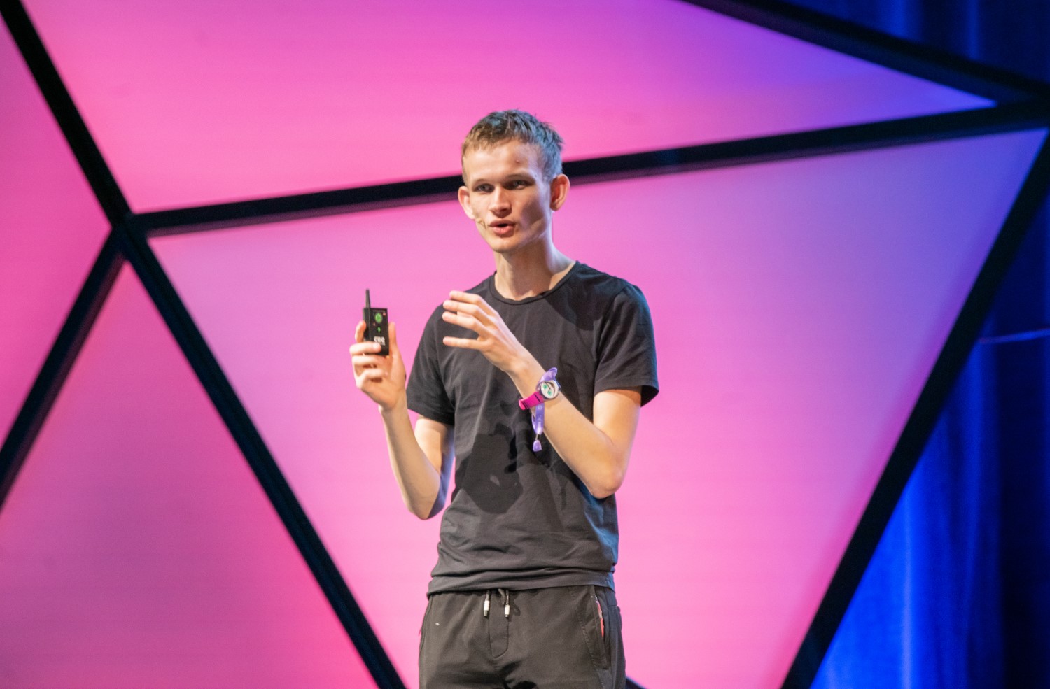 Ethereum Creator Vitalik Buterin Proposes Wallet Fee To Fund Developers