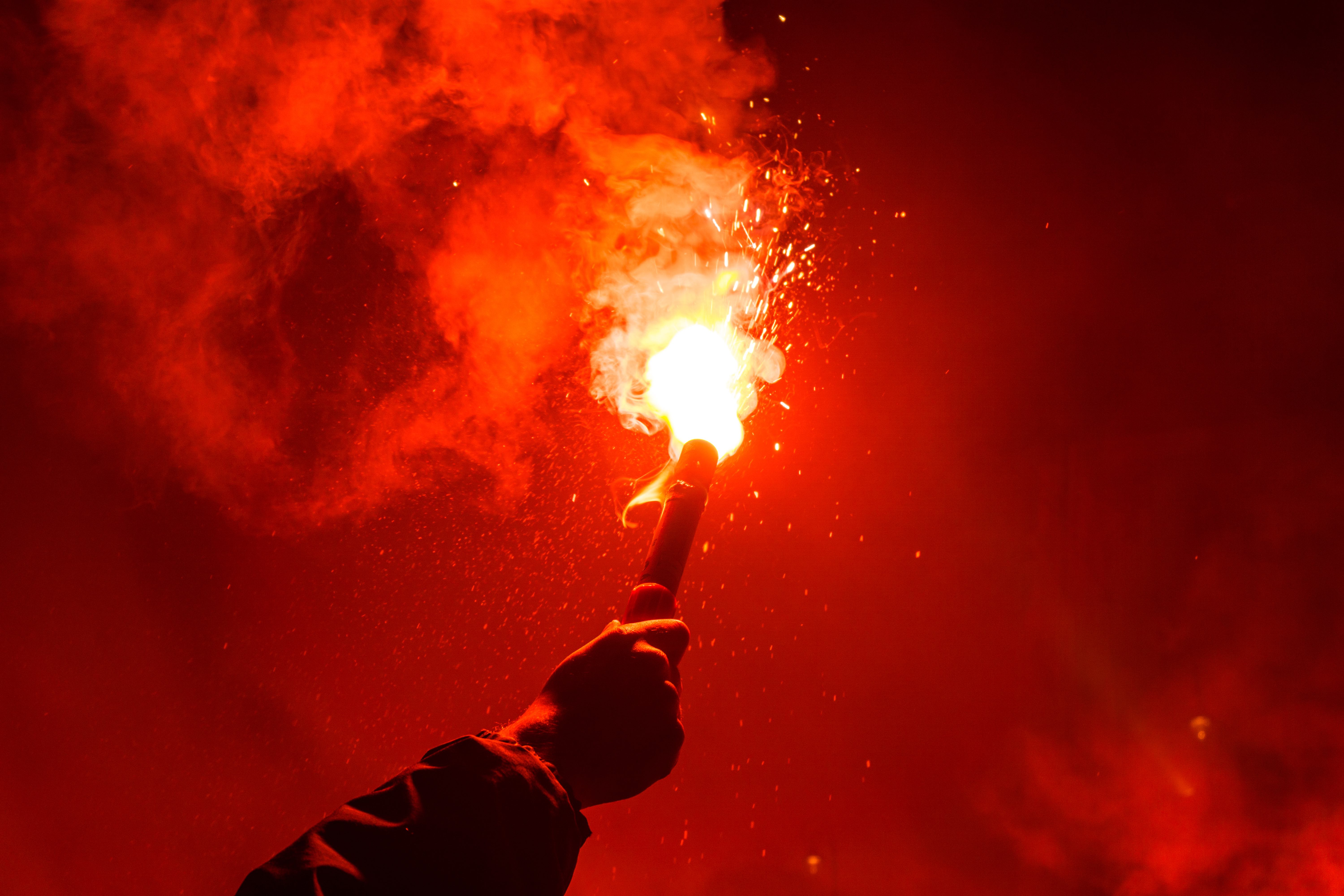 It’s Getting Harder To Send Bitcoin’s Lightning Torch – Here’s Why