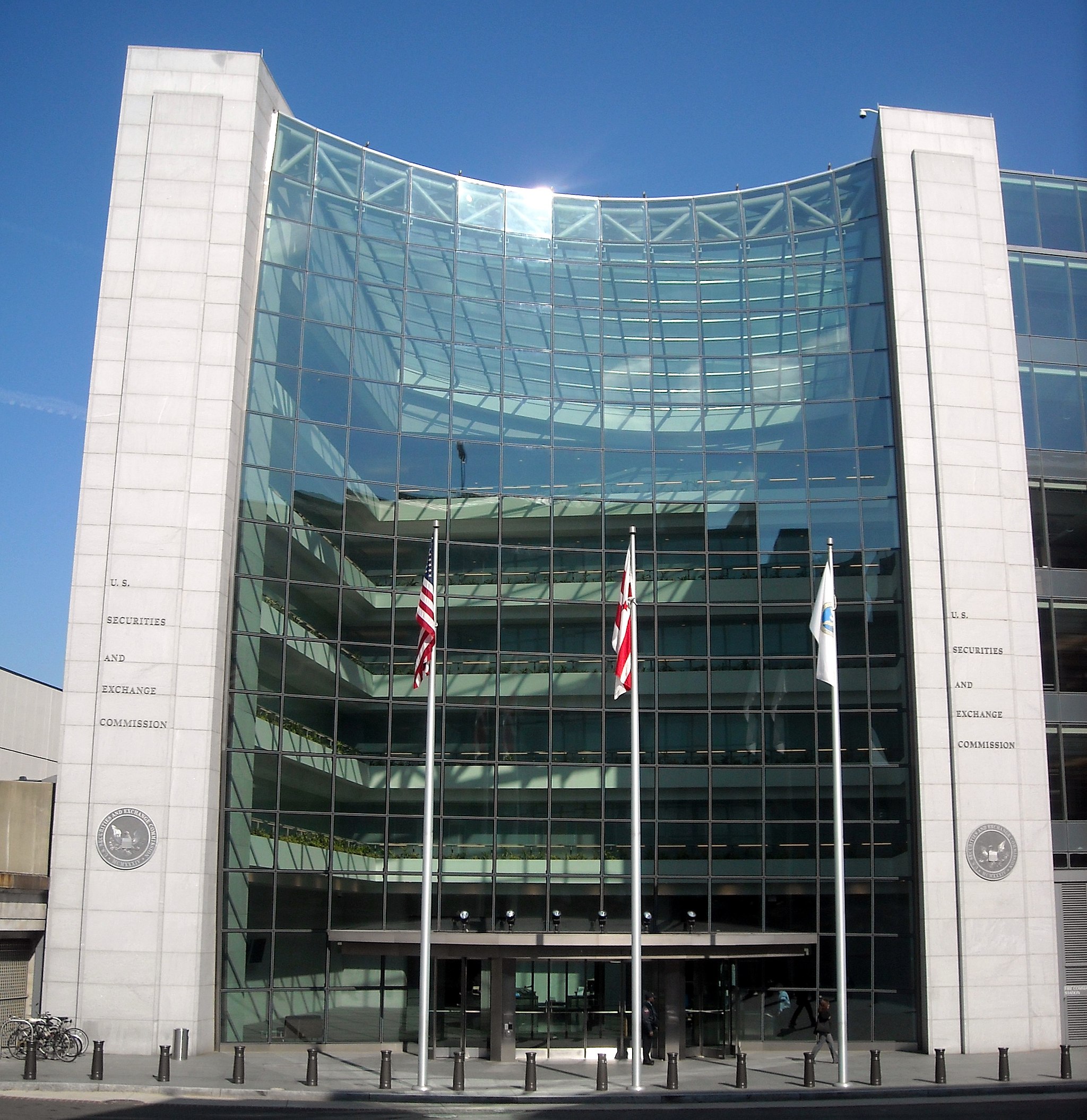 SEC Issues First ‘No-Action’ Letter Clearing ICO To Sell Tokens In US