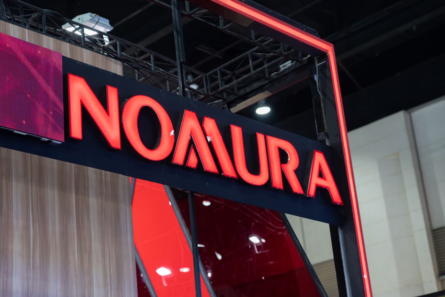 Ledger And Nomura’s Crypto Custody Launch May Be Delayed To 2020