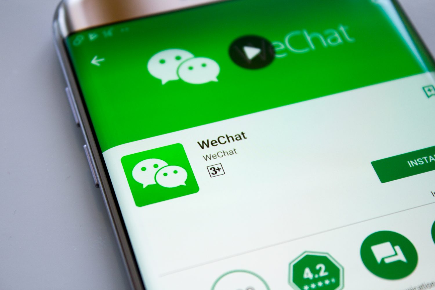 Messaging Giant WeChat Bans Merchant Users From Crypto Trading