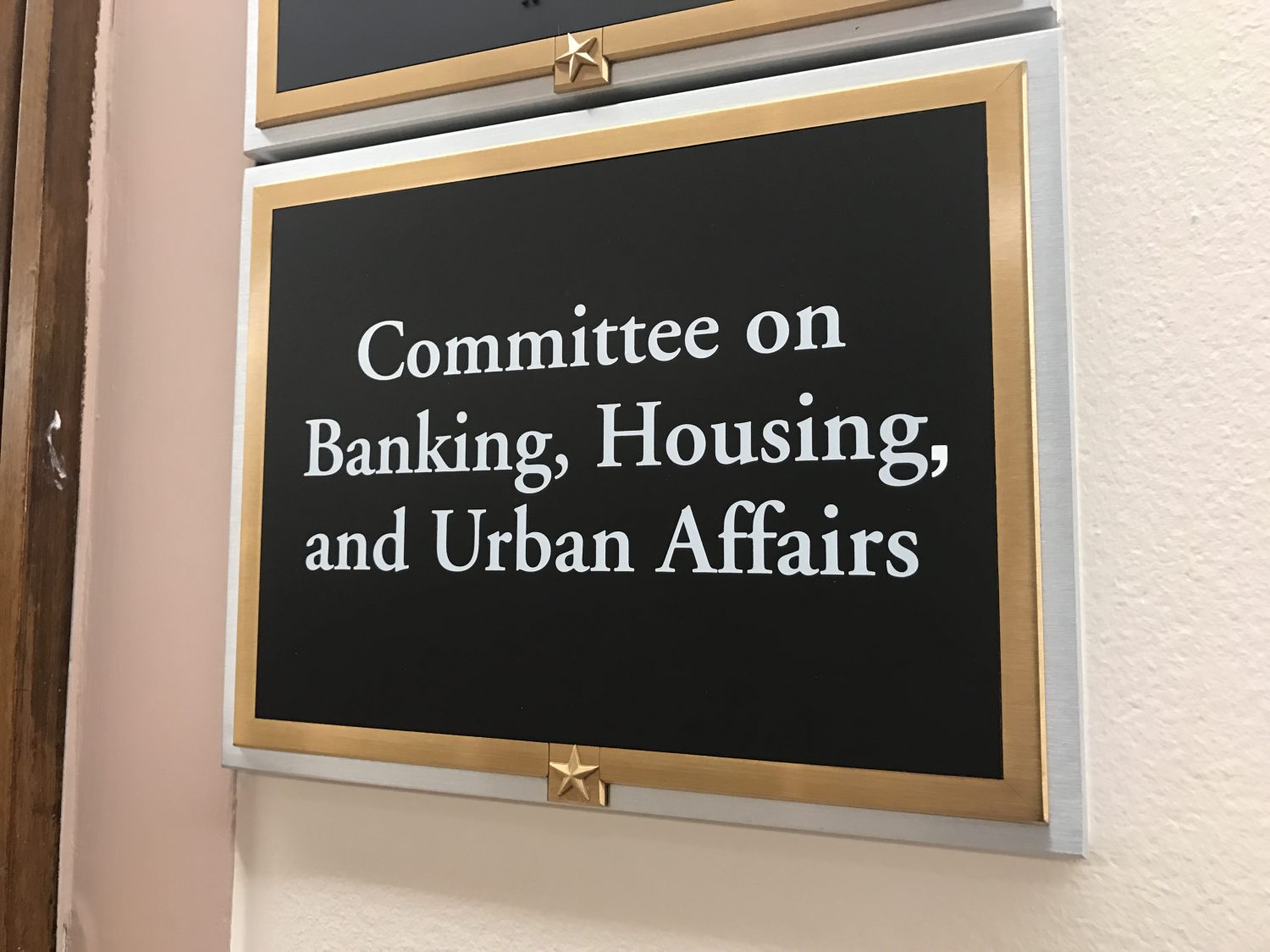 Senate Banking Committee To Hold Hearing On Crypto Regulation Next Week
