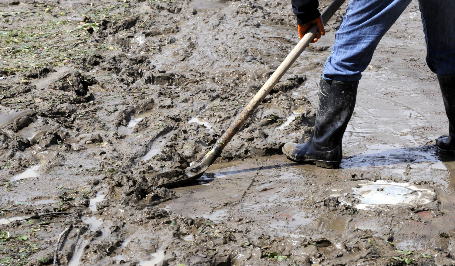 Bitcoin Miners Halt Operations As Rainstorm Triggers Mudslides In China