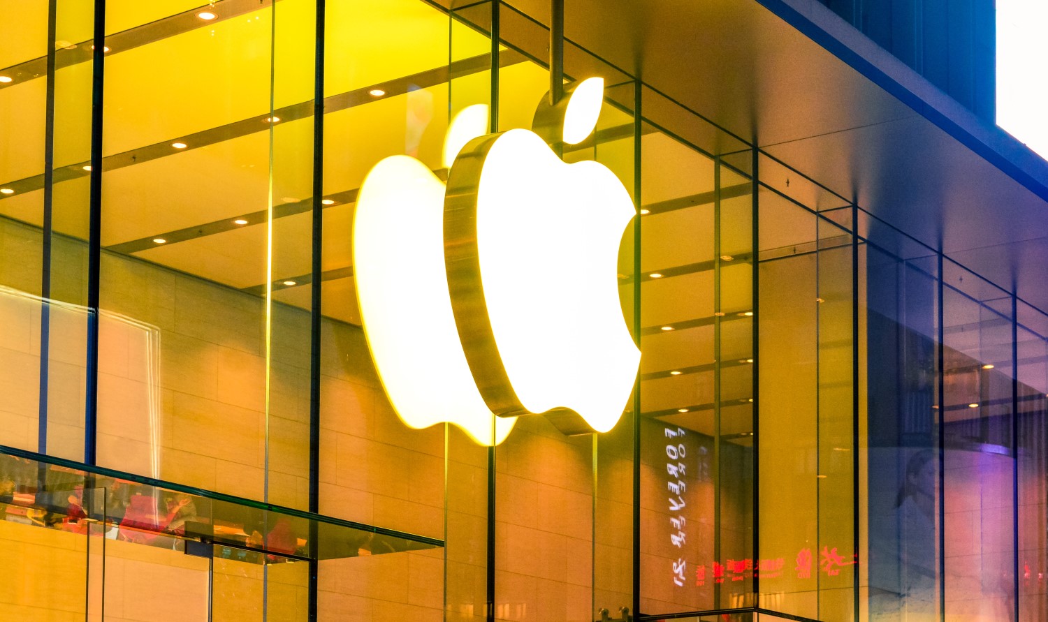 Cryptocurrency Has ‘Long-Term Potential,’ Says Apple Exec