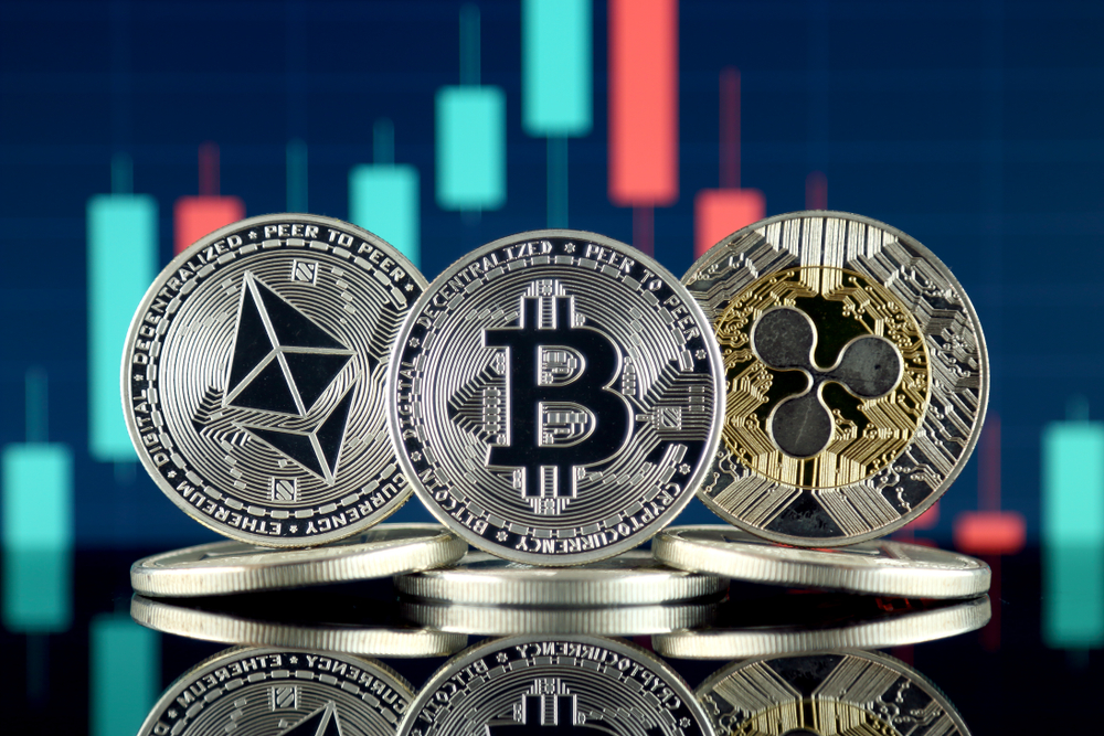 Alternative Crypto Season: Ether, XRP Rise To 1-Month Highs While Bitcoin Falls