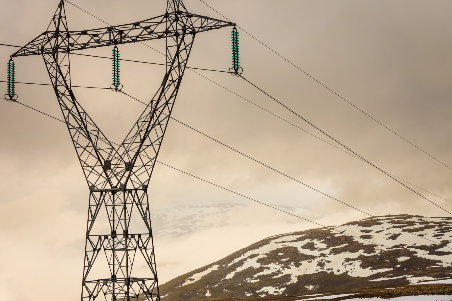 Uzbekistan Plans Massive Hike In Electricity Prices For Crypto Miners
