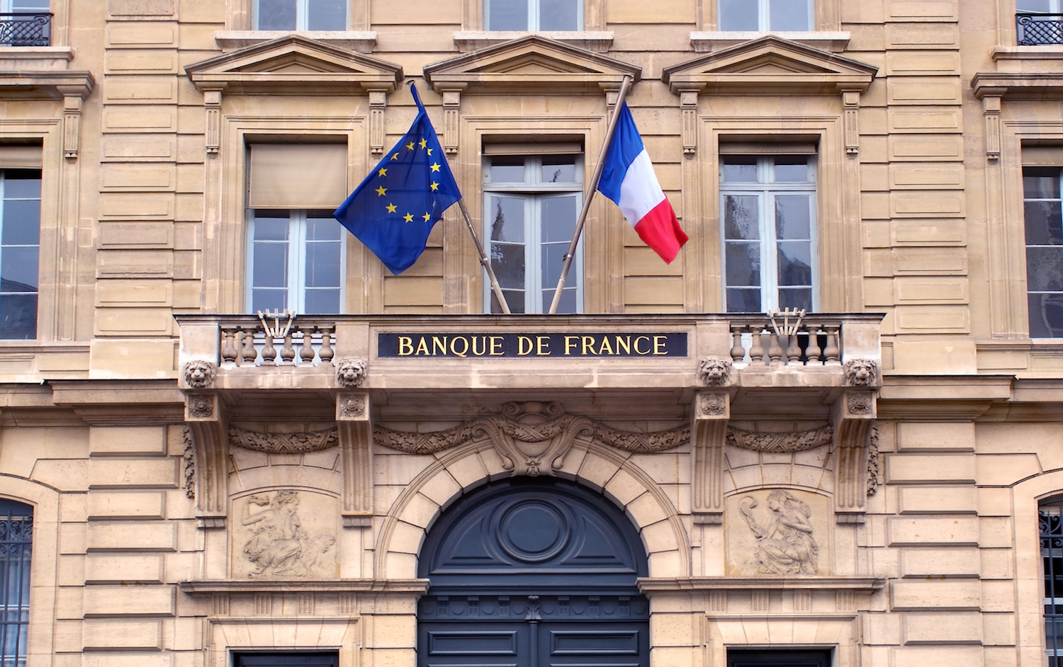 French Central Banker: The World Needs To Standardize Crypto Regulations
