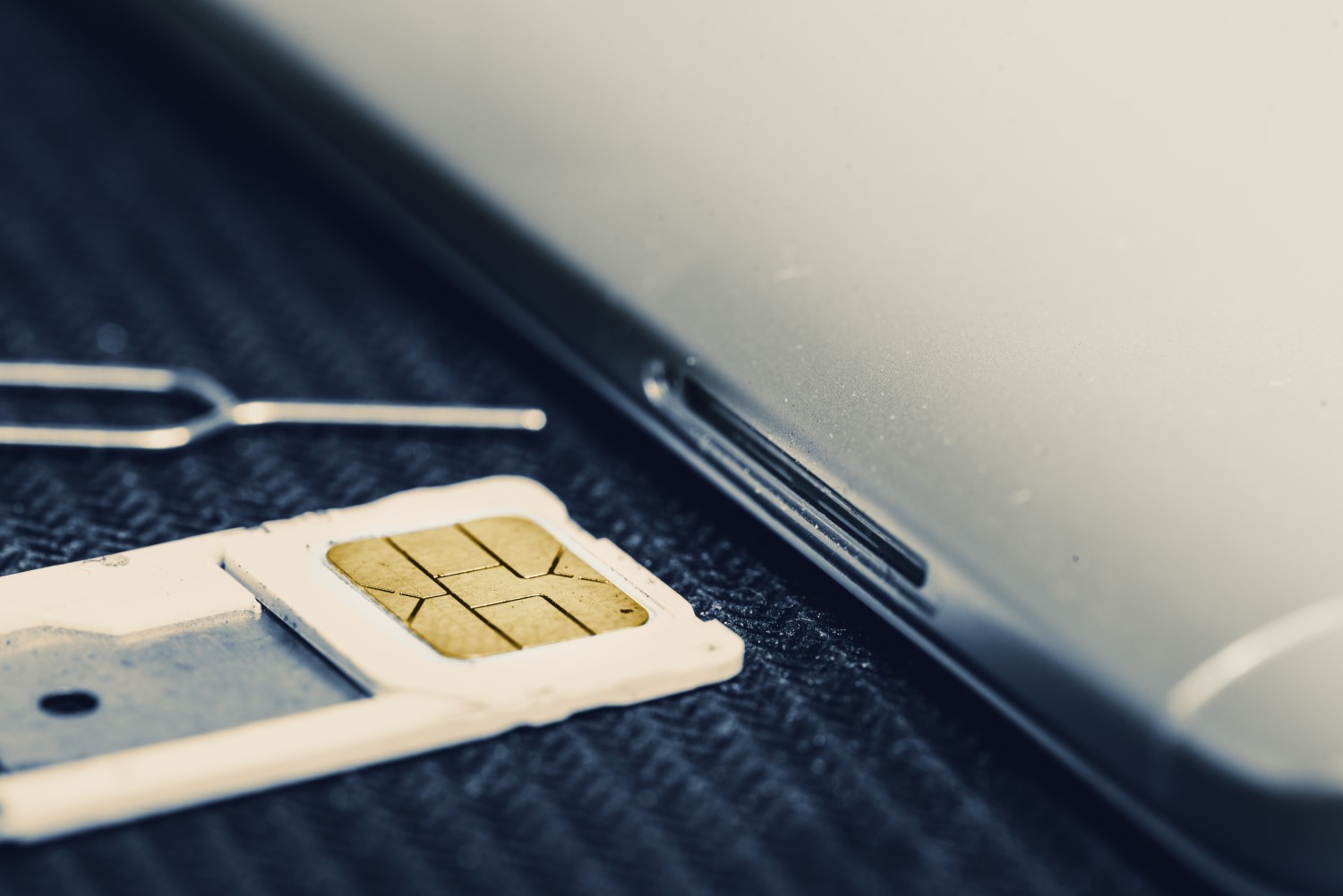 Another AT&T SIM Swapping Hack Targets Trio Of Crypto Execs
