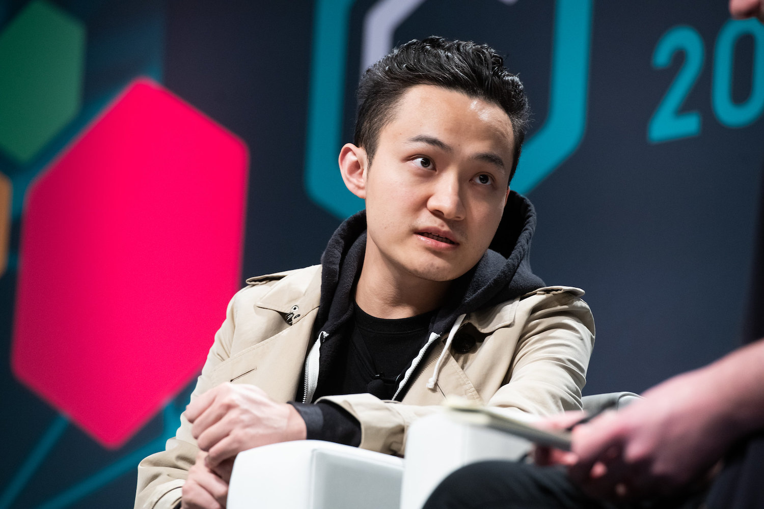 What Twitter Meme Wars Say About Crypto’s Reliance On Figureheads
