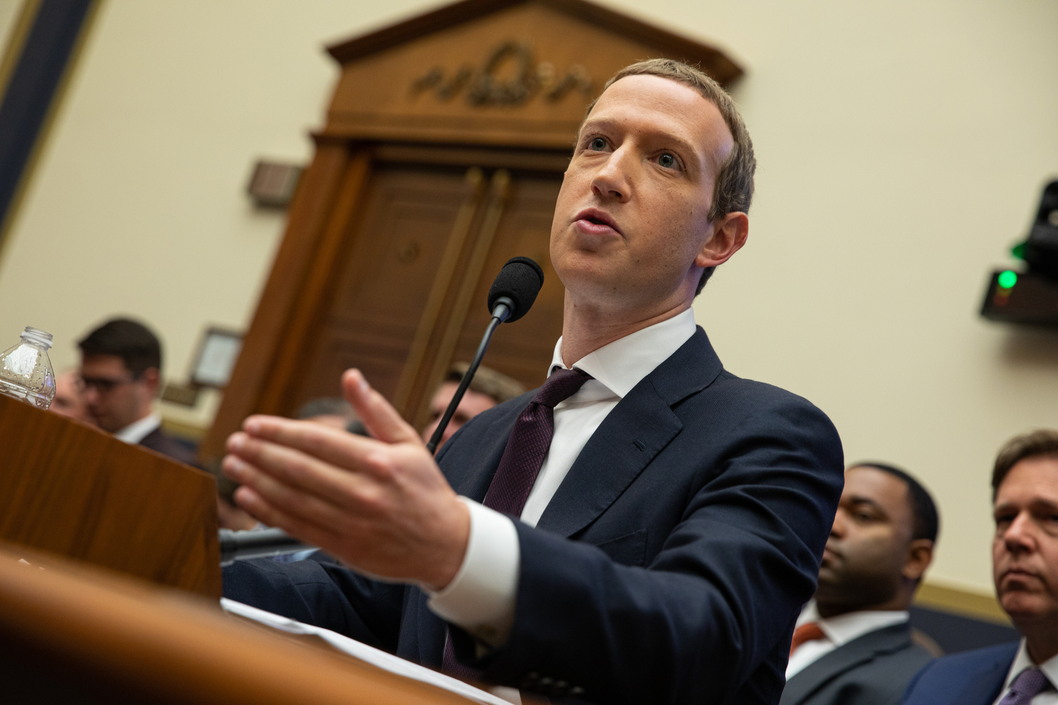 Facebook’s-zuckerberg-highlights-digital-commerce,-but-not-libra,-in-2030-vision