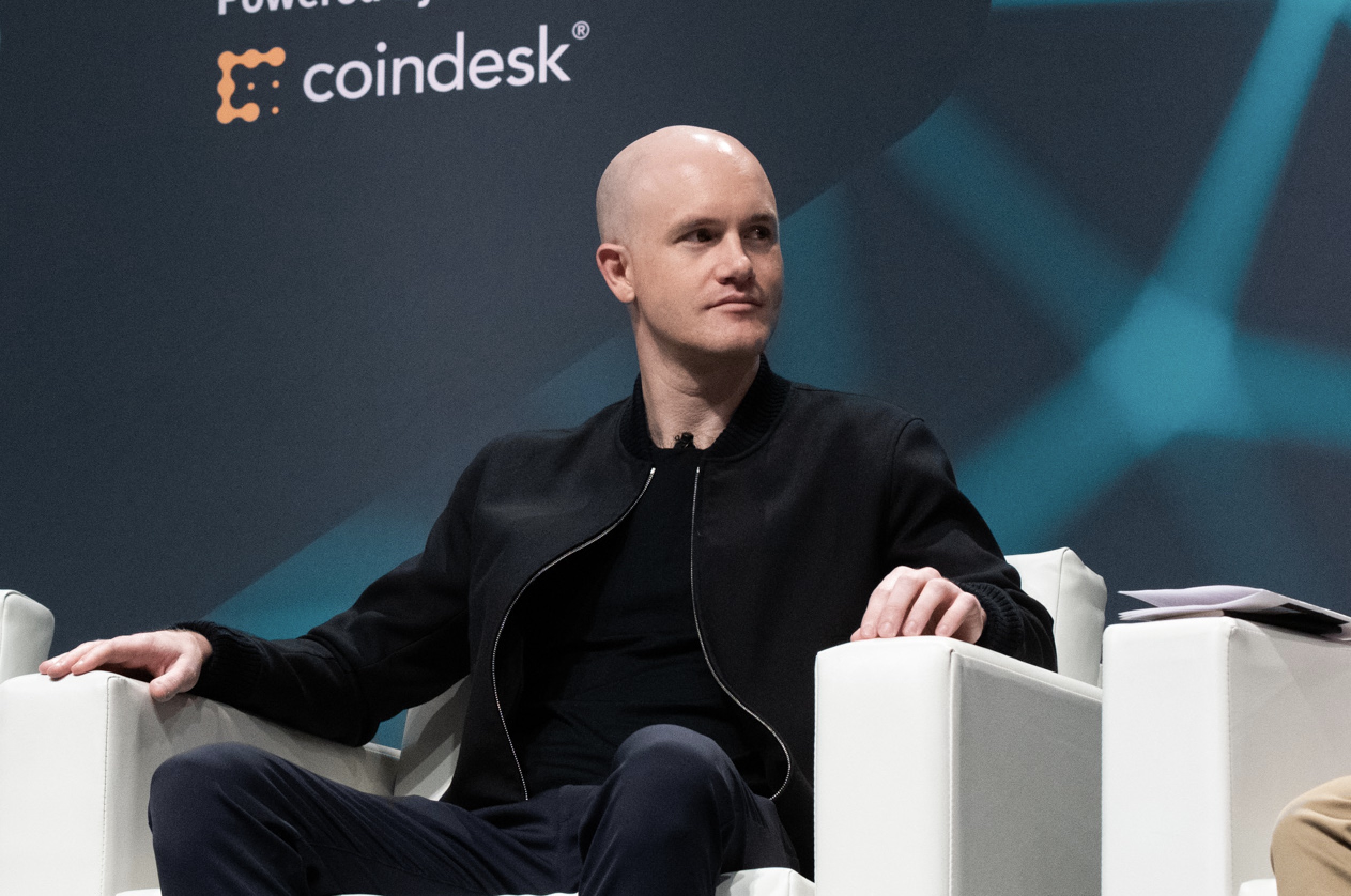 Coinbase-hands-nearly-$1m-to-cryptsy-victims-after-settling-class-action-lawsuit