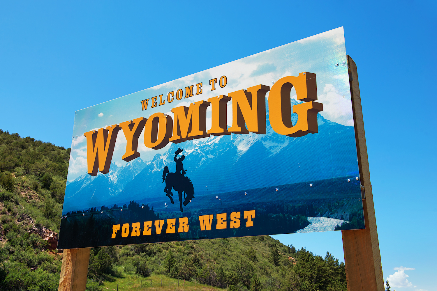 What-it-takes-to-get-a-crypto-friendly-bank-charter-in-wyoming