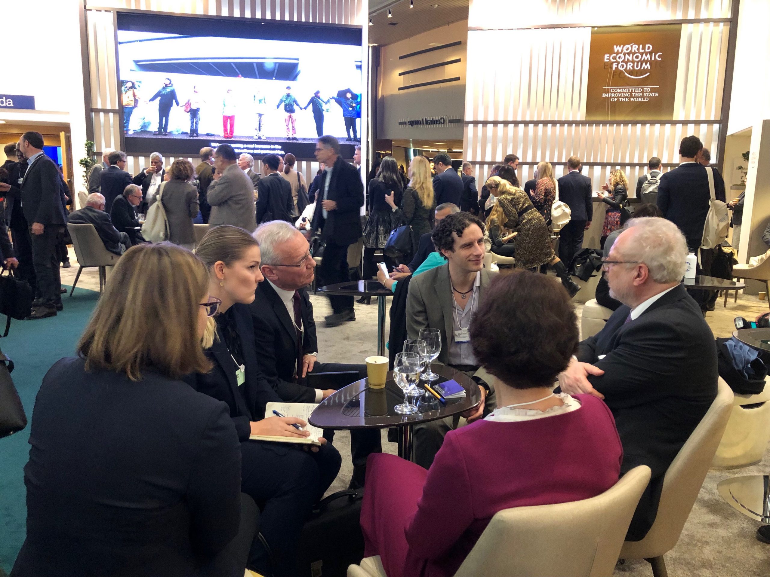 Notes-from-the-wef:-the-coming-battle-between-surveilled-and-private-money