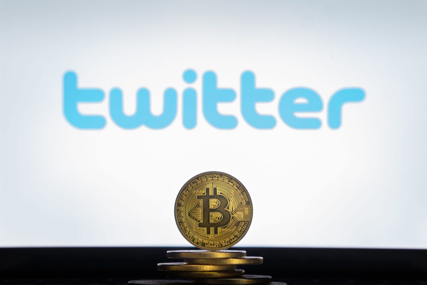Jack-dorsey-enables-bitcoin-emoji-on-twitter-posts