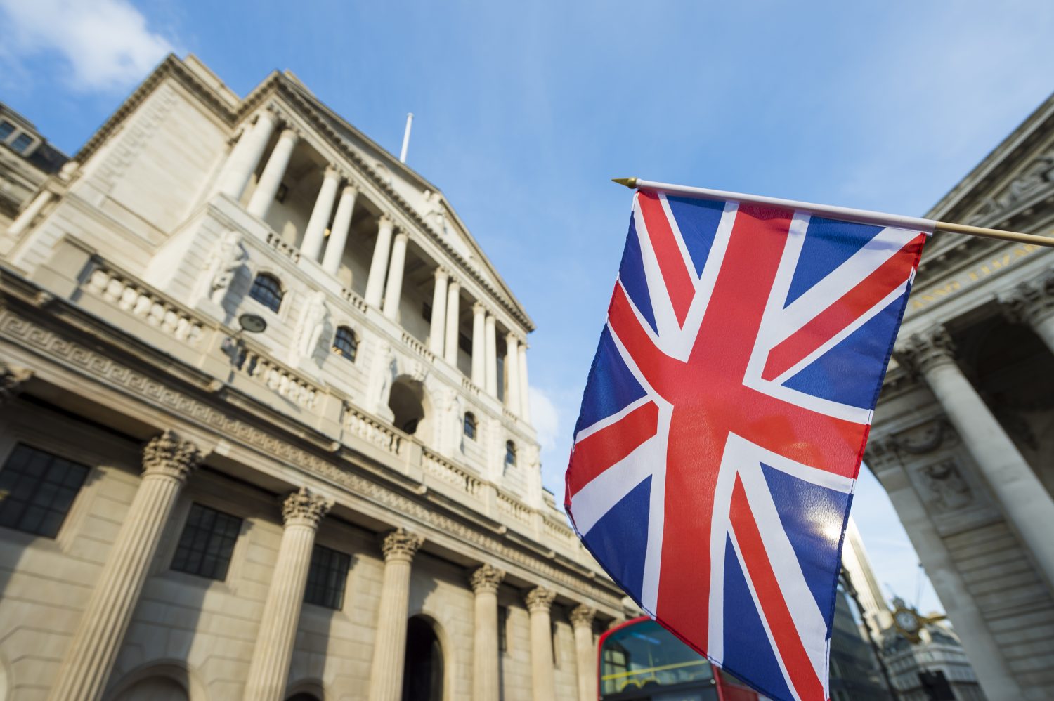 ‘crucial’-for-central-banks-to-consider-digital-currencies:-bank-of-england-exec