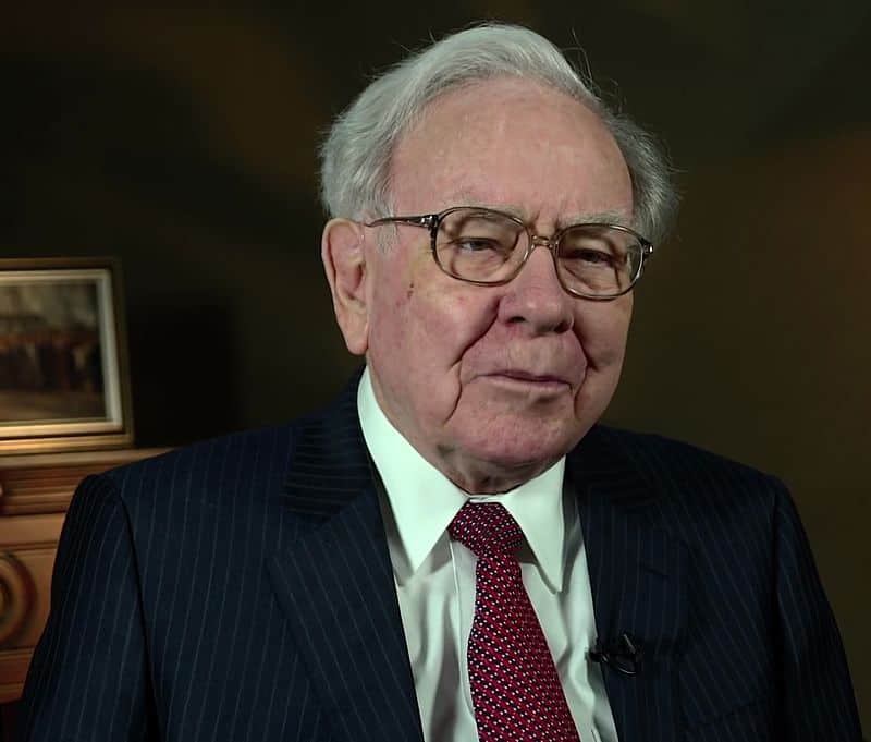 Warren-buffett-not-convinced-ater-justin-sun’s-dinner,-says-bitcoin-has-no-value-and-never-will