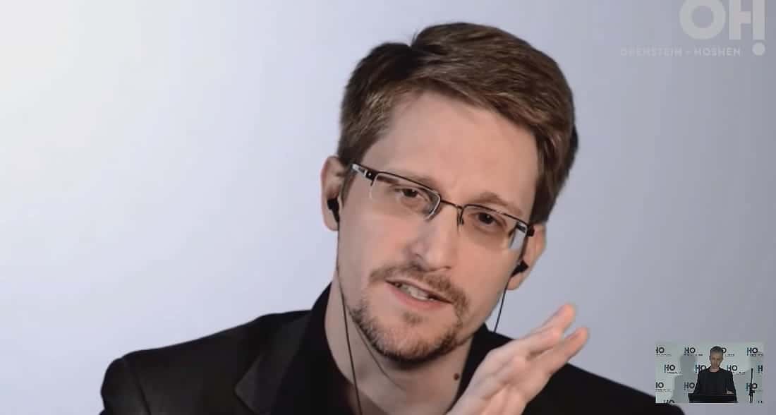 Edward-snowden:-no-reason-behind-bitcoin’s-severe-drop-besides-panic,-felt-like-buying-opportunity