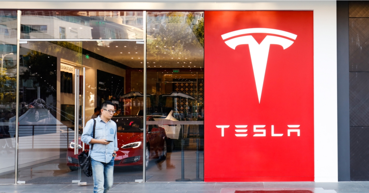 Tesla-completes-blockchain-pilot-to-speed-china-imports-process