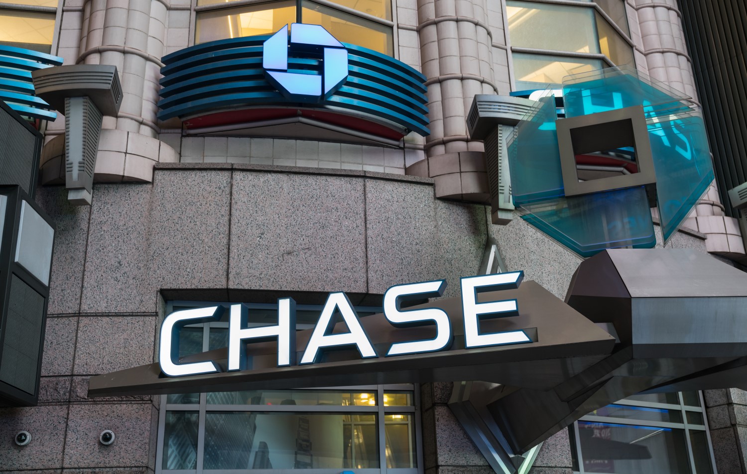 Chase-bank-to-refund-95%-of-$2.5m-it-allegedly-overcharged-crypto-buyers