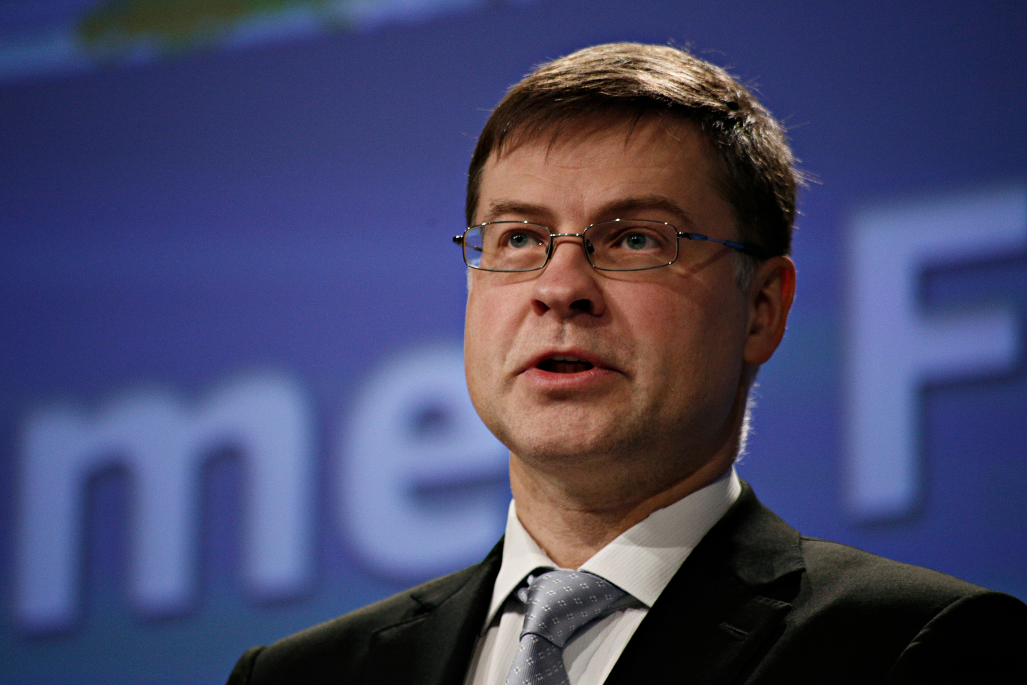 Eu-creating-a-regulatory-regime-for-cryptocurrencies,-says-economic-chief
