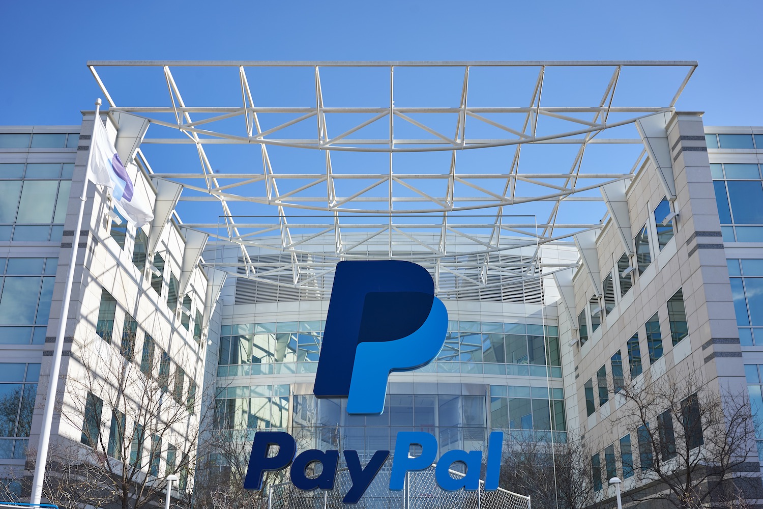 Paypal-picks-paxos-to-supply-crypto-for-new-service,-sources-say
