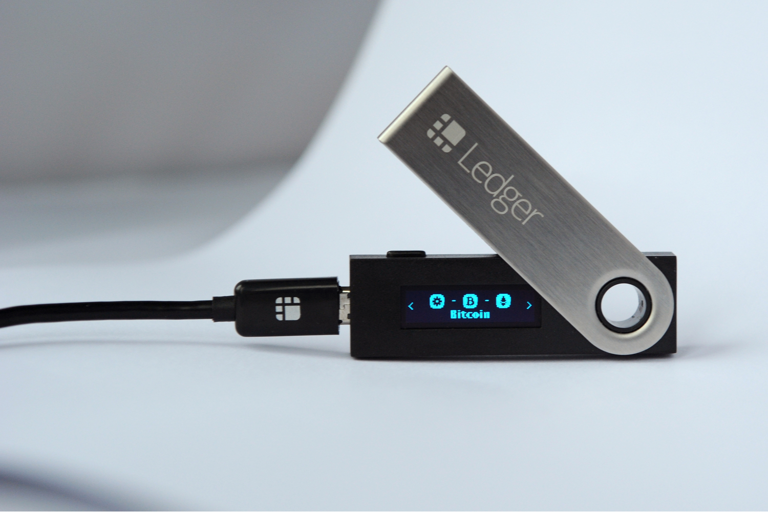 Crypto-wallet-maker-ledger-loses-1m-email-addresses-in-data-theft