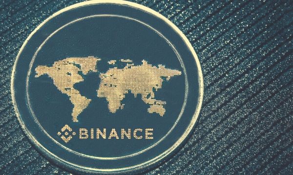 Binance-system-traffic-at-an-ath-as-total-crypto-market-cap-hits-14-month-high