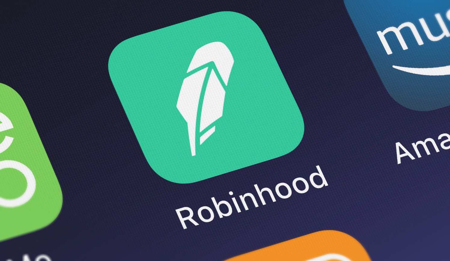 Robinhood-taps-former-fidellity,-wells-fargo-execs-as-compliance-heads