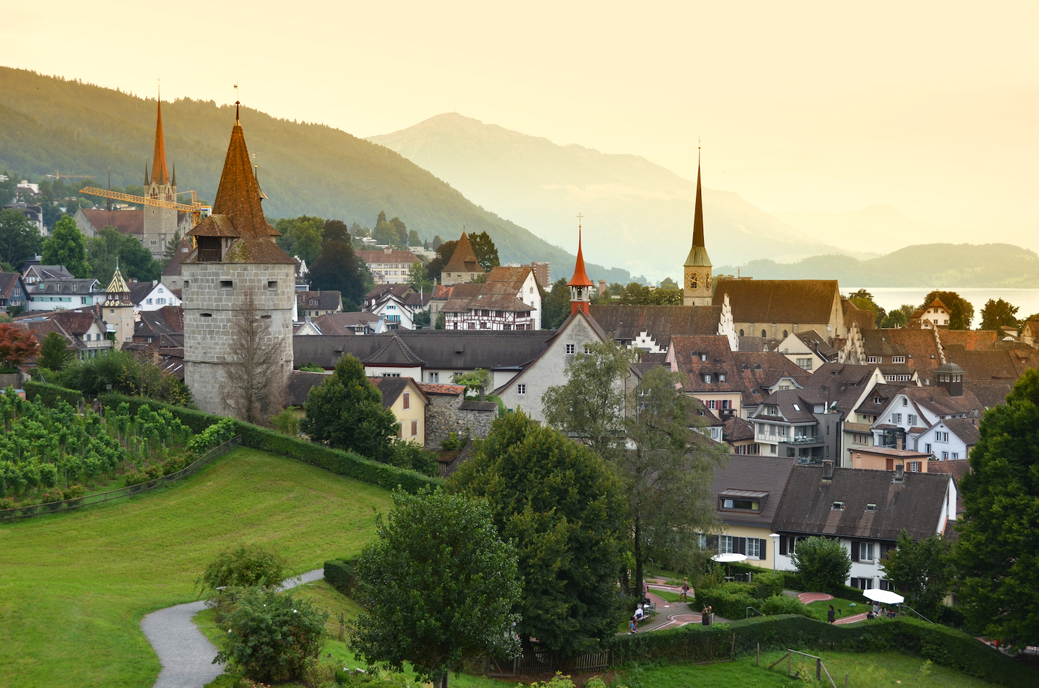 Swiss-canton-zug-to-accept-taxes-in-bitcoin,-ether-from-next-year