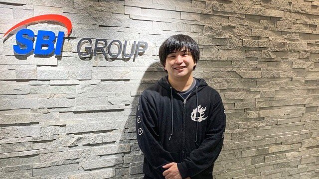 Japanese-financial-group-sbi-hires-2-pro-e-sports-players.-will-pay-them-in-xrp