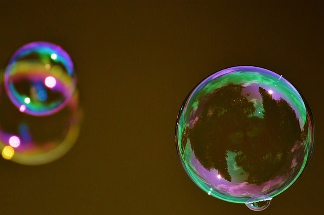 Bitcoin-is-the-biggest-bubble-ever,-says-peter-schiff…-again