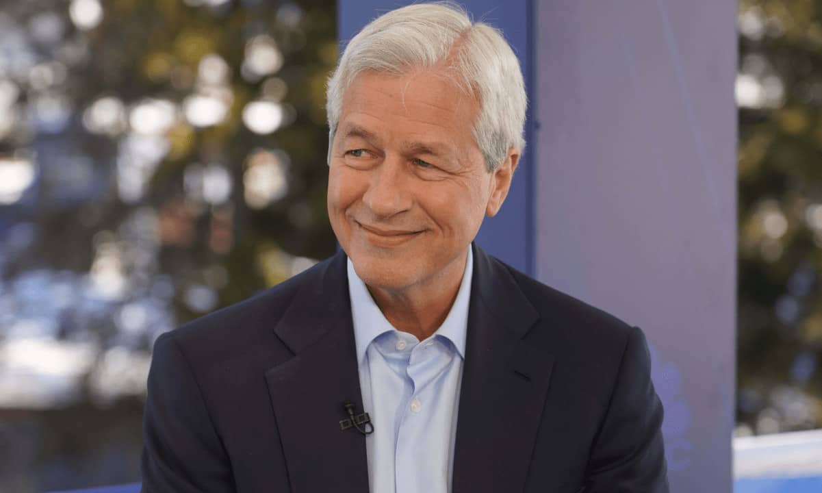 Bitcoin-is-not-jamie-dimon’s-cup-of-tea-but-is-there-more-to-the-story?