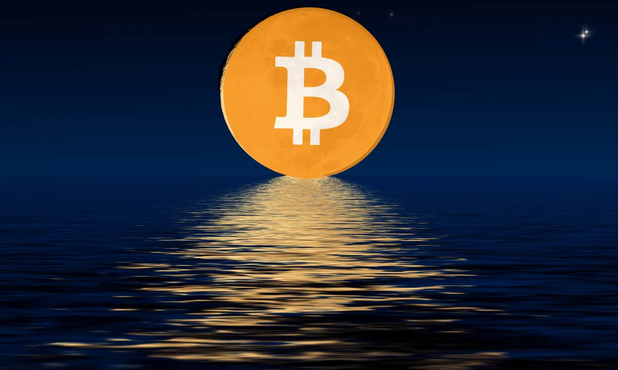 Bitcoin-breaking-above-$20,000-is-not-suprising,-says-grayscale-managing-director