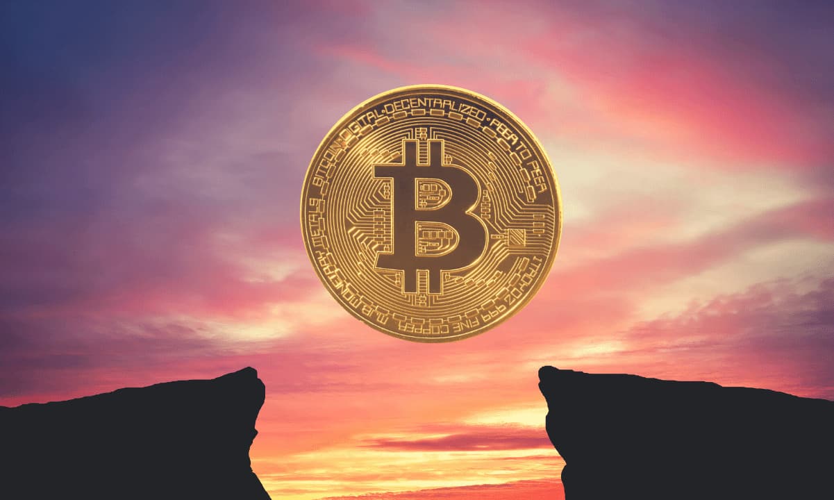 Bitcoin-price-faces-the-biggest-cme-futures-gap:-what-does-it-mean?