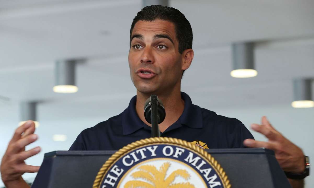 Miami’s-mayor-‘open-to-explore’-investing-1%-of-city’s-treasury-reserves-in-bitcoin