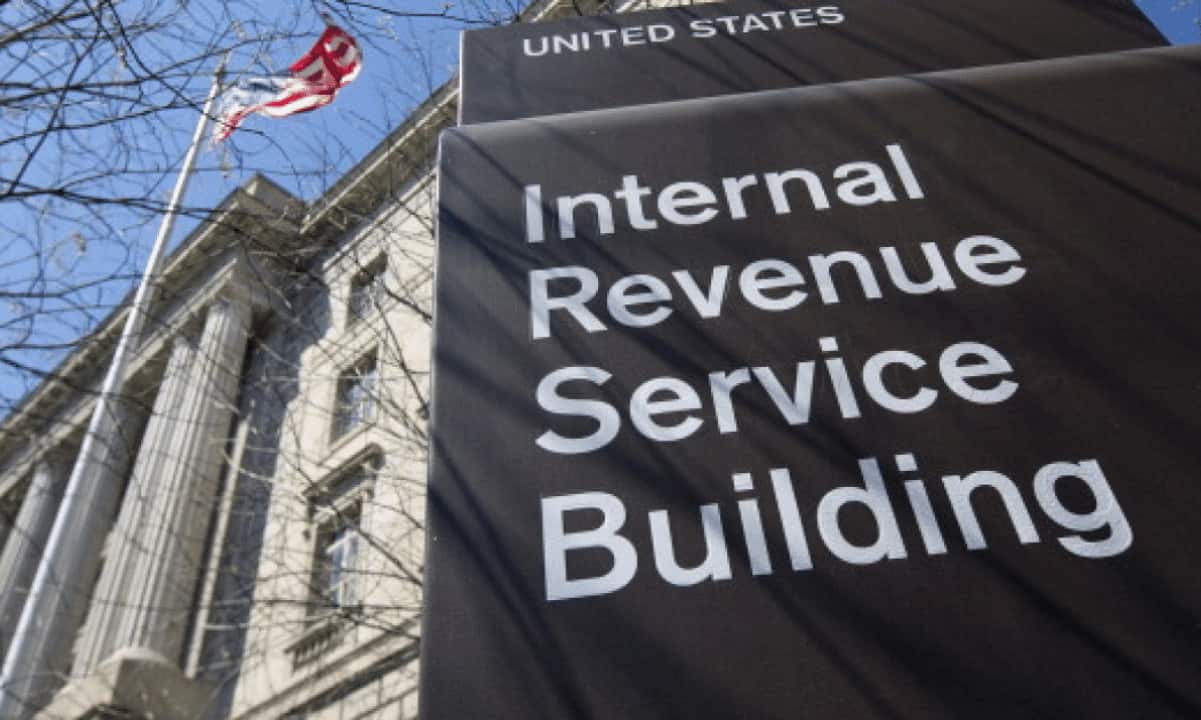 Kraken-required-to-provide-data-on-user-transactions-higher-than-$20k-to-the-irs