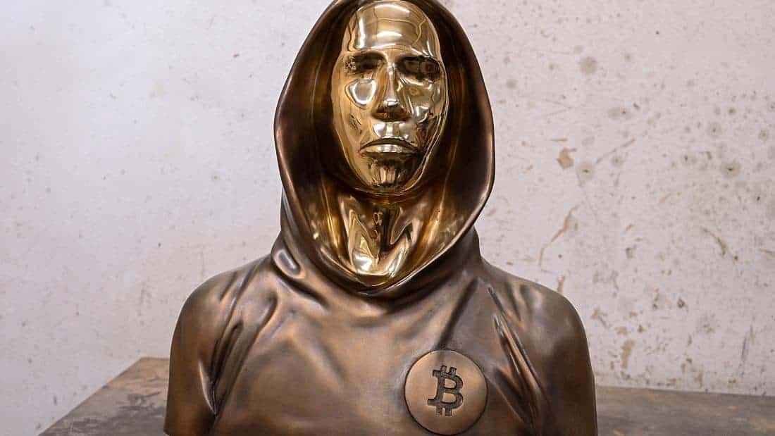 We-are-all-satoshi:-statue-of-bitcoin-creator-erected-in-budapest