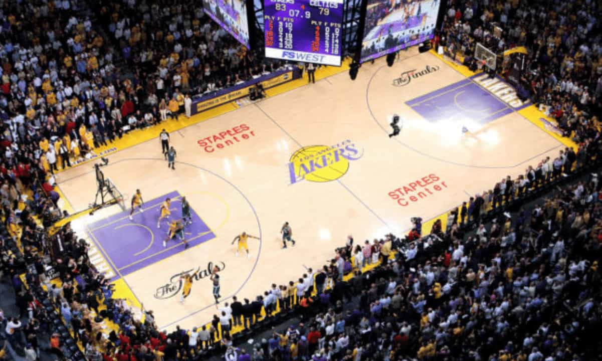 Basketball-giant-la-lakers-announced-partnership-with-socios-to-enhance-fan-engagement