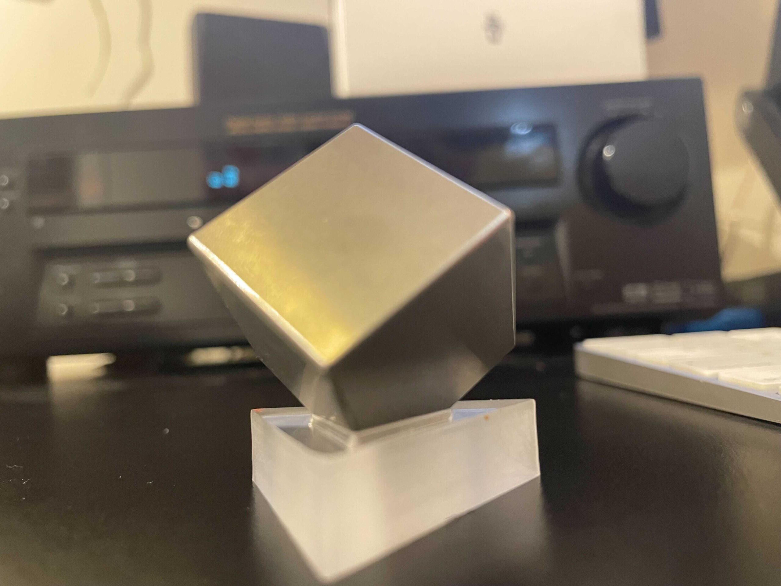 That-tungsten-company-is-auctioning-its-largest-ever-cube-as-an-nft